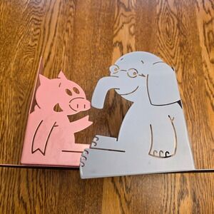 Mo Willems‎ Elephant Piggie Bookends Decorative Kids Room Decor 2 pc Pink Gray